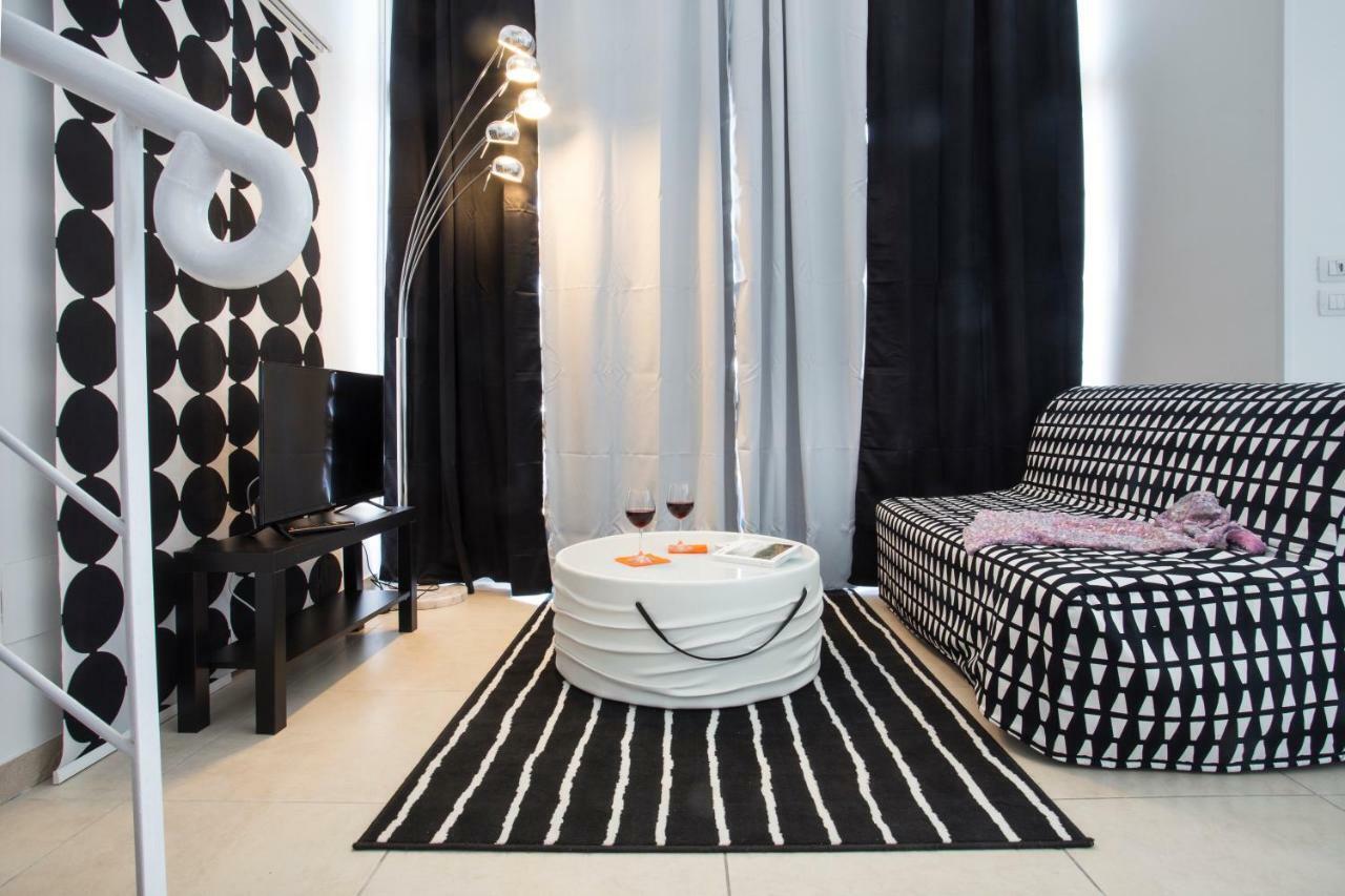 Tyche Apartment